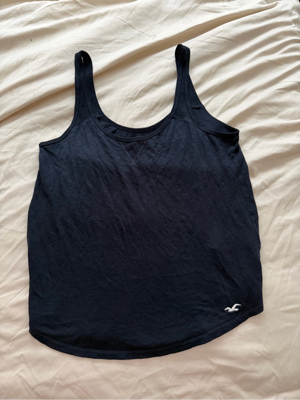 Hollister tank top - Picture 1 of 4